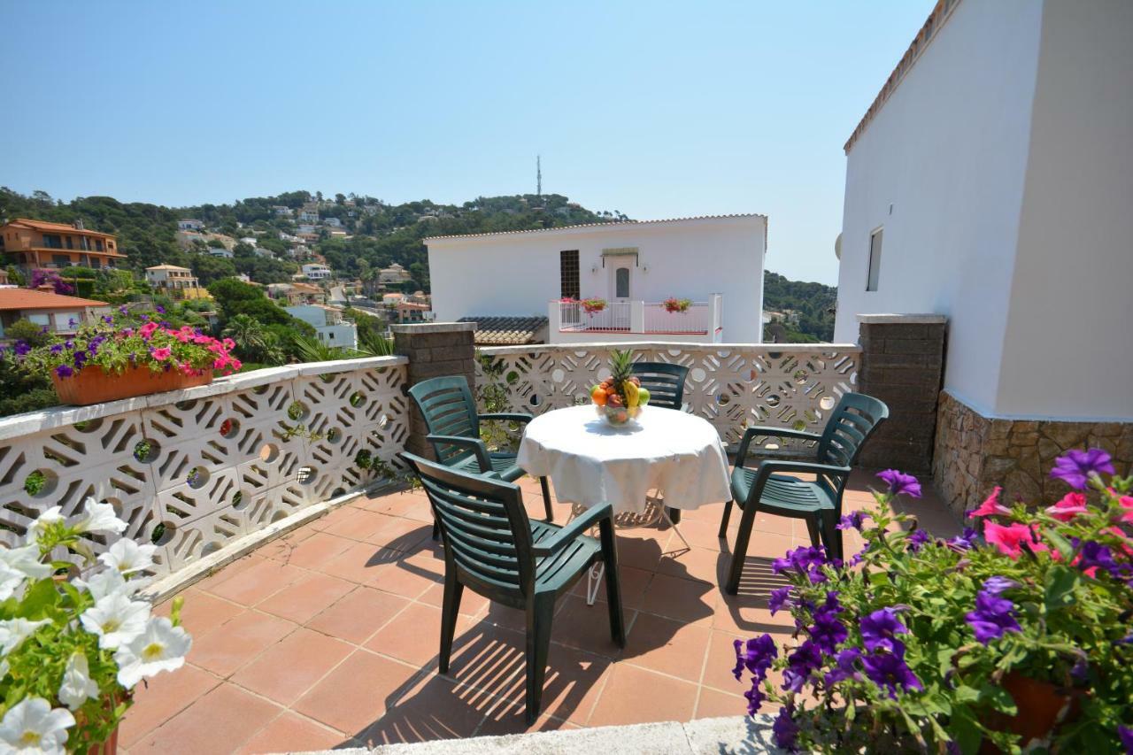 Lloret Apartments リョレート・デ・マル エクステリア 写真
